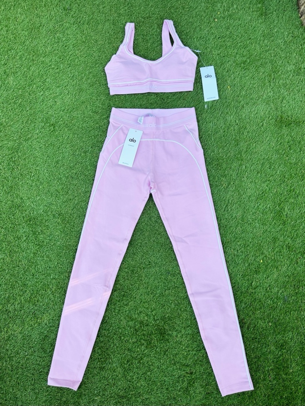 Alo 2 Piece Bra + Leggings Set “Candy Pink/White”